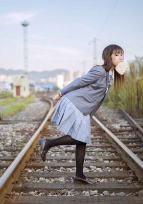 91中文字幕在线视频-首映免费在线观看播放